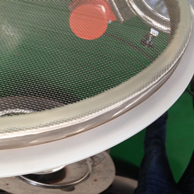High Frequency Flow Through Sifter